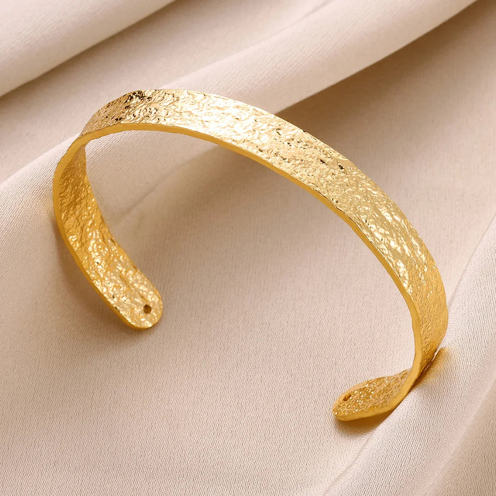 Stainless Steel Wide Bangles for Women Luxury Gold Color Chunky Flower Cuff Bangle Bracelet femme Vintage Wedding Jewelry Gifts