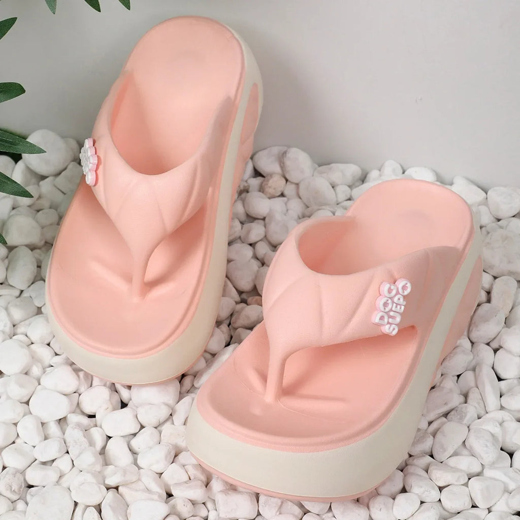 Women Slippers 2024 Summer New Fashion Sandals Comfortable Casual Shallow Designer Slippers Outdoor Beach Platform Slides Women